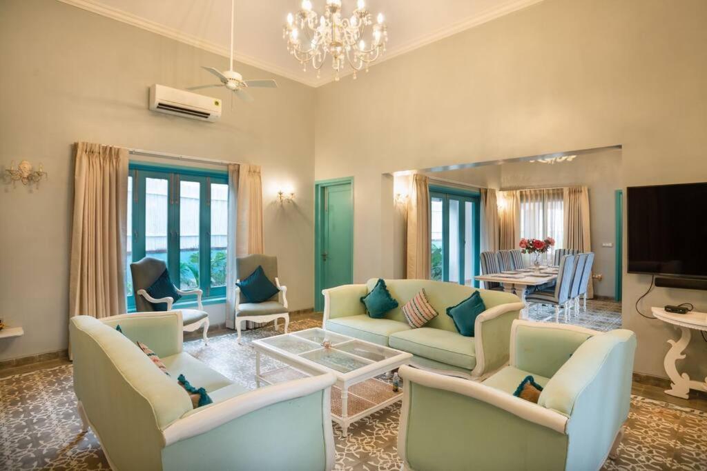 White Banyan Beach Villa, Candolim By The Acacia Villas المظهر الخارجي الصورة